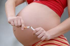 10 научных фактов о результатах курения до и вовремя беременности.